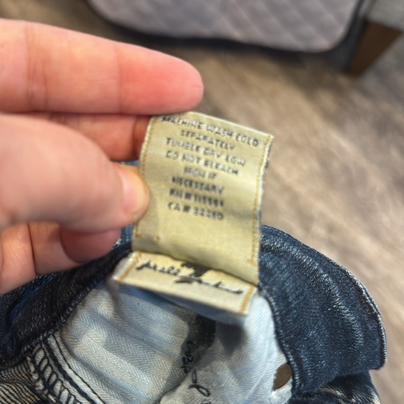7 For All Mankind A Pocket 28 waist 31 inseam - Picture 6 of 6